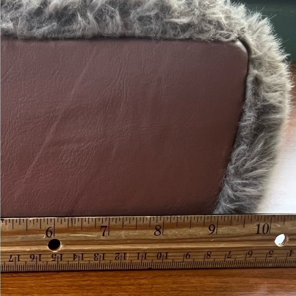 Jayley Faux Fur Bag Pom Pom Pull Strings - Picture 12 of 16